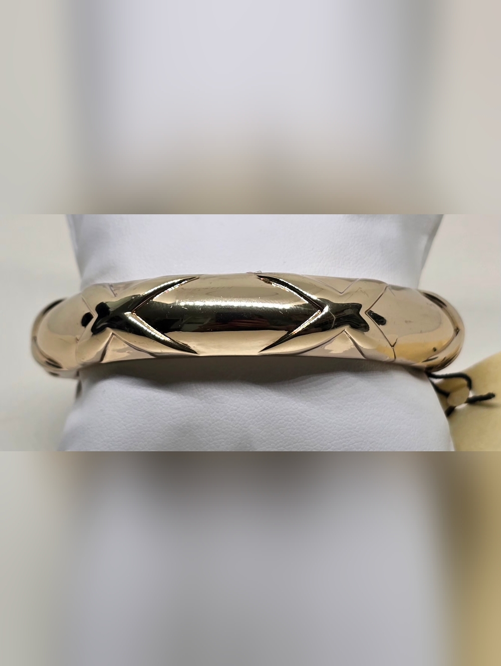Sequin Gold-Tone Carved Hinge Bangle Bracelet
